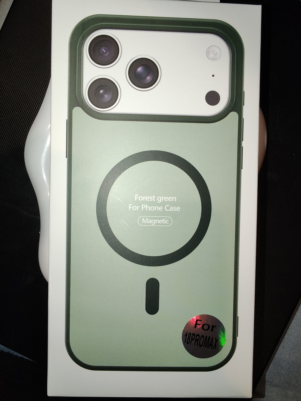 Brand New iPhone 18 Pro Max Magnetic Matte Case - Forest Green